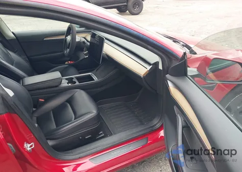 2023 Tesla Model 3 Rear-Wheel Drive z USA, uszkodzony, nr VIN 5YJ3E1EA1PF435627